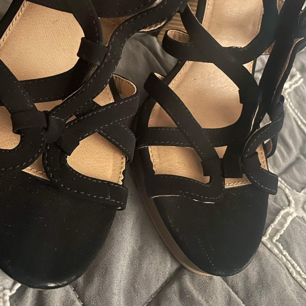 Black heels 🖤